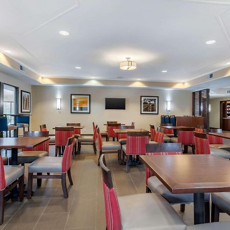 Comfort Suites Lafayette University Area Экстерьер фото
