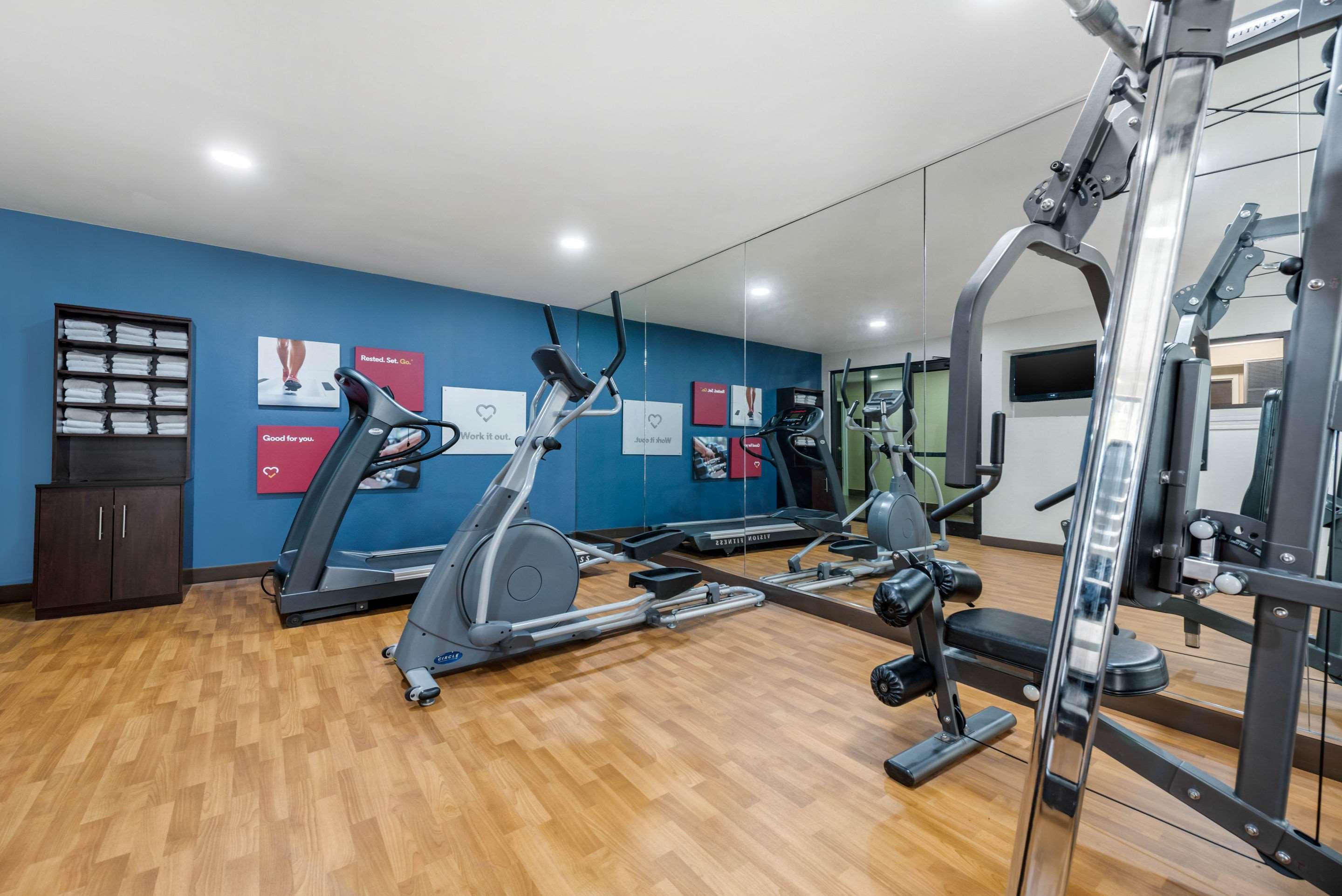 Comfort Suites Lafayette University Area Экстерьер фото